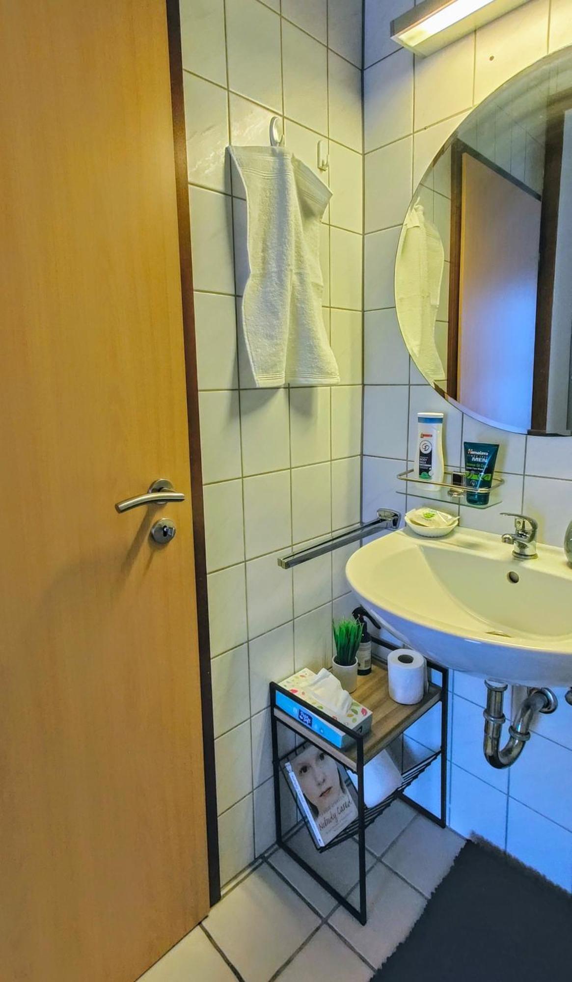 Modern Cozy Apartment, Green Neighborhood, Good Connectivity ドゥイスブルグ エクステリア 写真